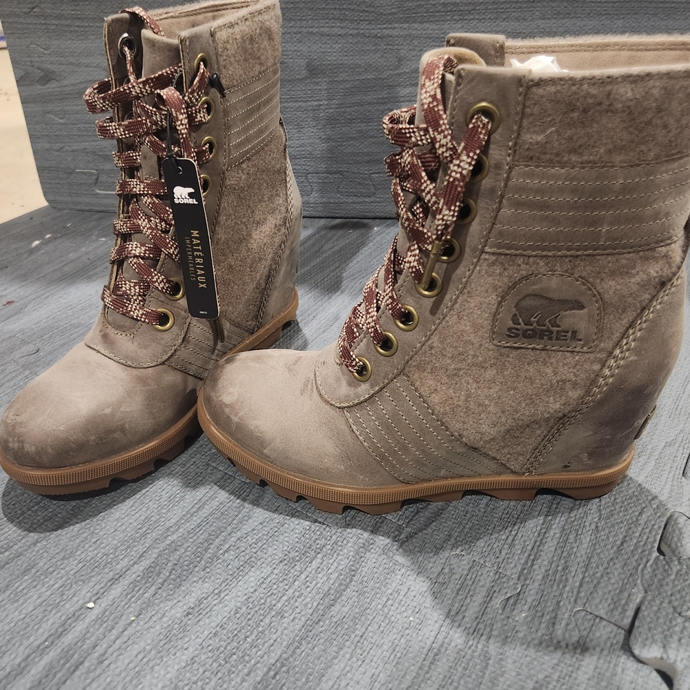 Never Worn, Authentic Sorel Taupe Suede Lace-Up Wedge Boots with Tan Lug Soles